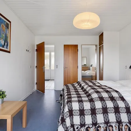 Apartment Sct Knudsborg - 12D - Apartment On The Beach *