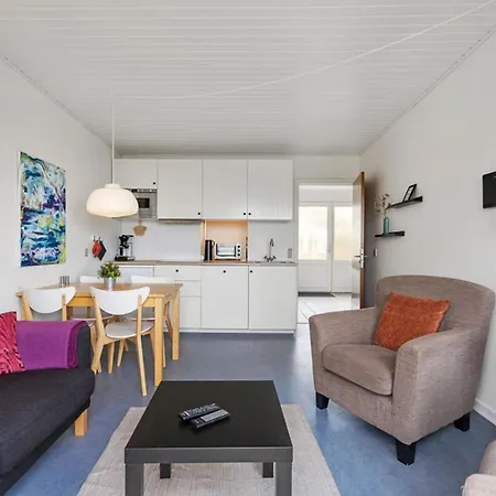 Sct Knudsborg - 12D - Apartment On The Beach Apartment
